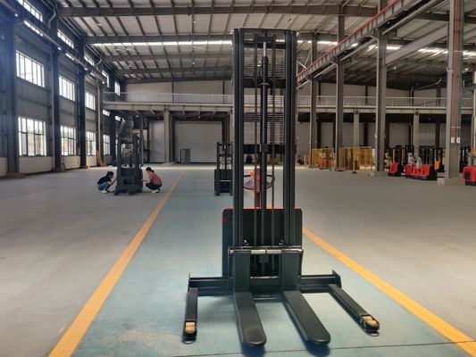 1.0t 1.5t Straddle Pallet Stacker for Walking Pallets Electric Stacker 2110X850X2070MM